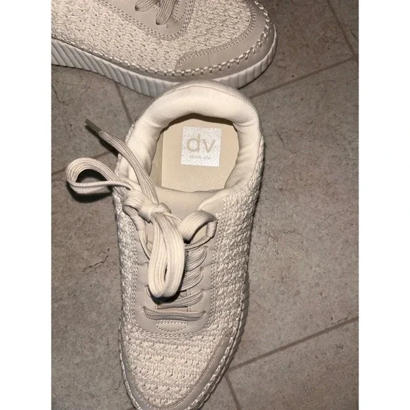 Vince Camuto Dolce Vita Dolen Sneakers Women's 7.5 Sandstone Knit Platform - Picture 4 of 5